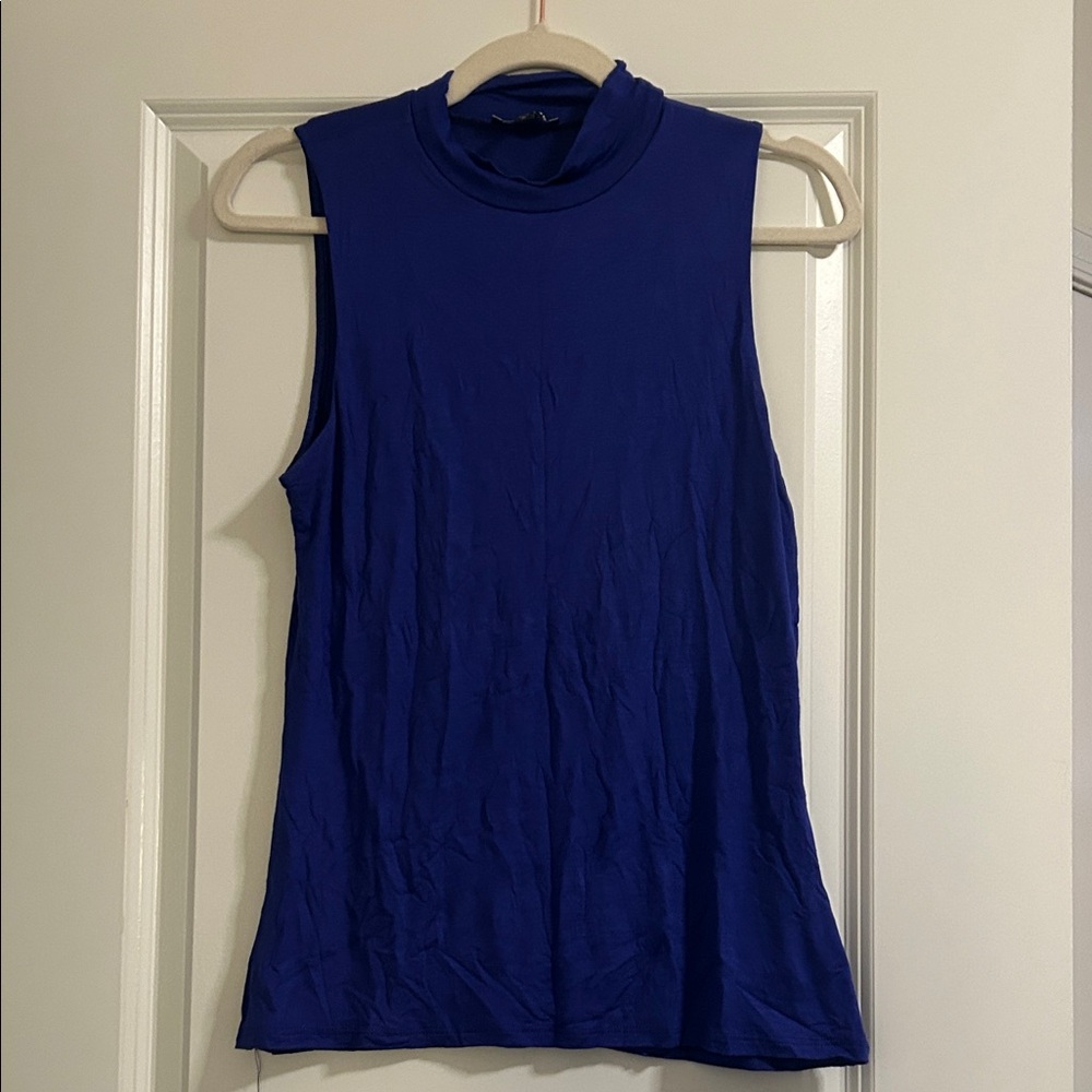 Sleeveless purple Women's Top